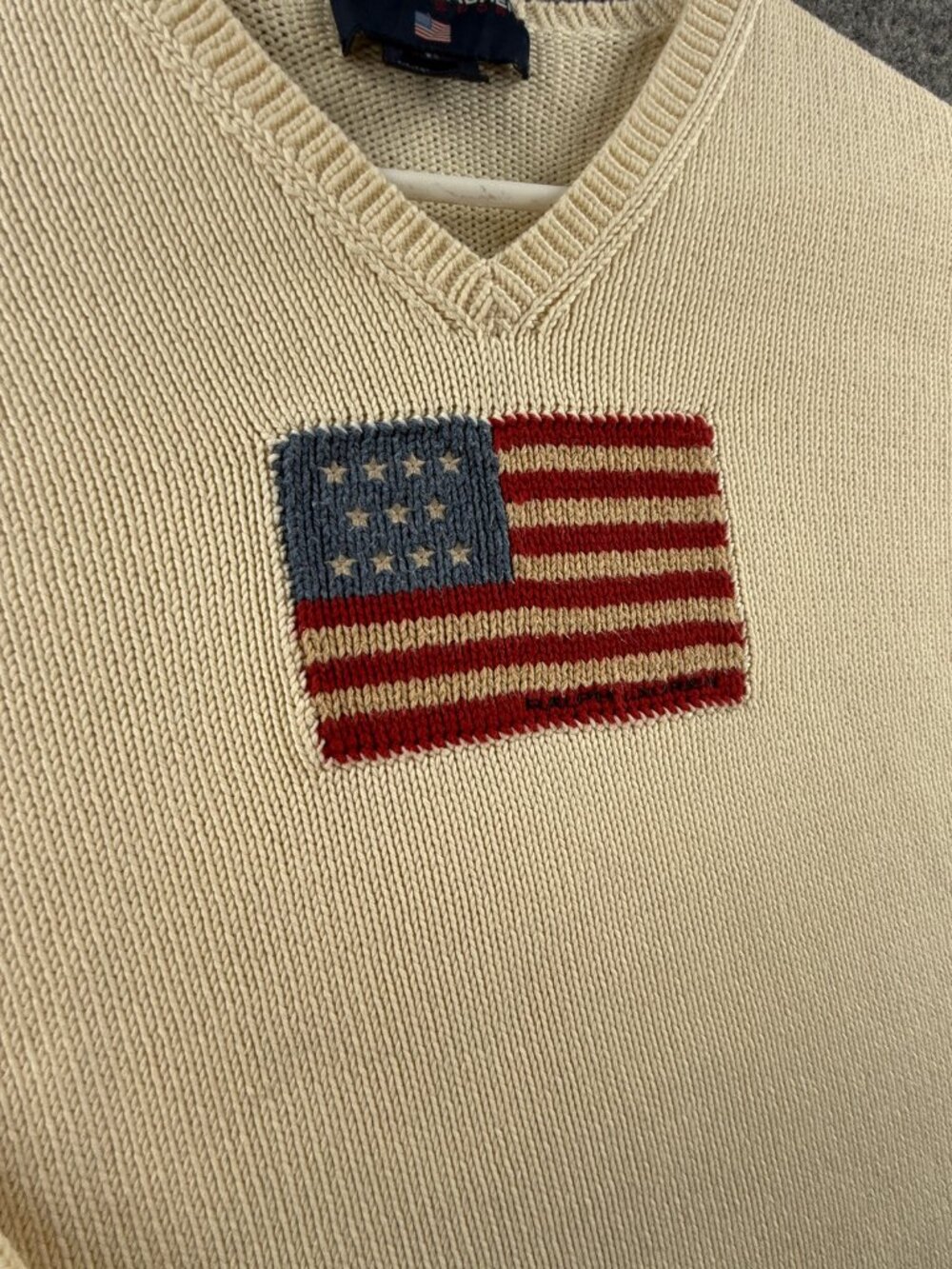 Ralph Lauren Sport USA Flag Graphic Ivory Large V-Neck Sweater Pullover Designer - Picture 2 of 16